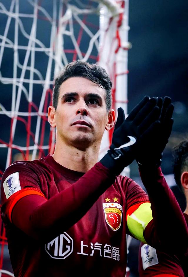 中欧体育官方网站包含今晨尼斯备战中超；复出首秀细节曝光；管理层满意；年轻球员得到机会的词条