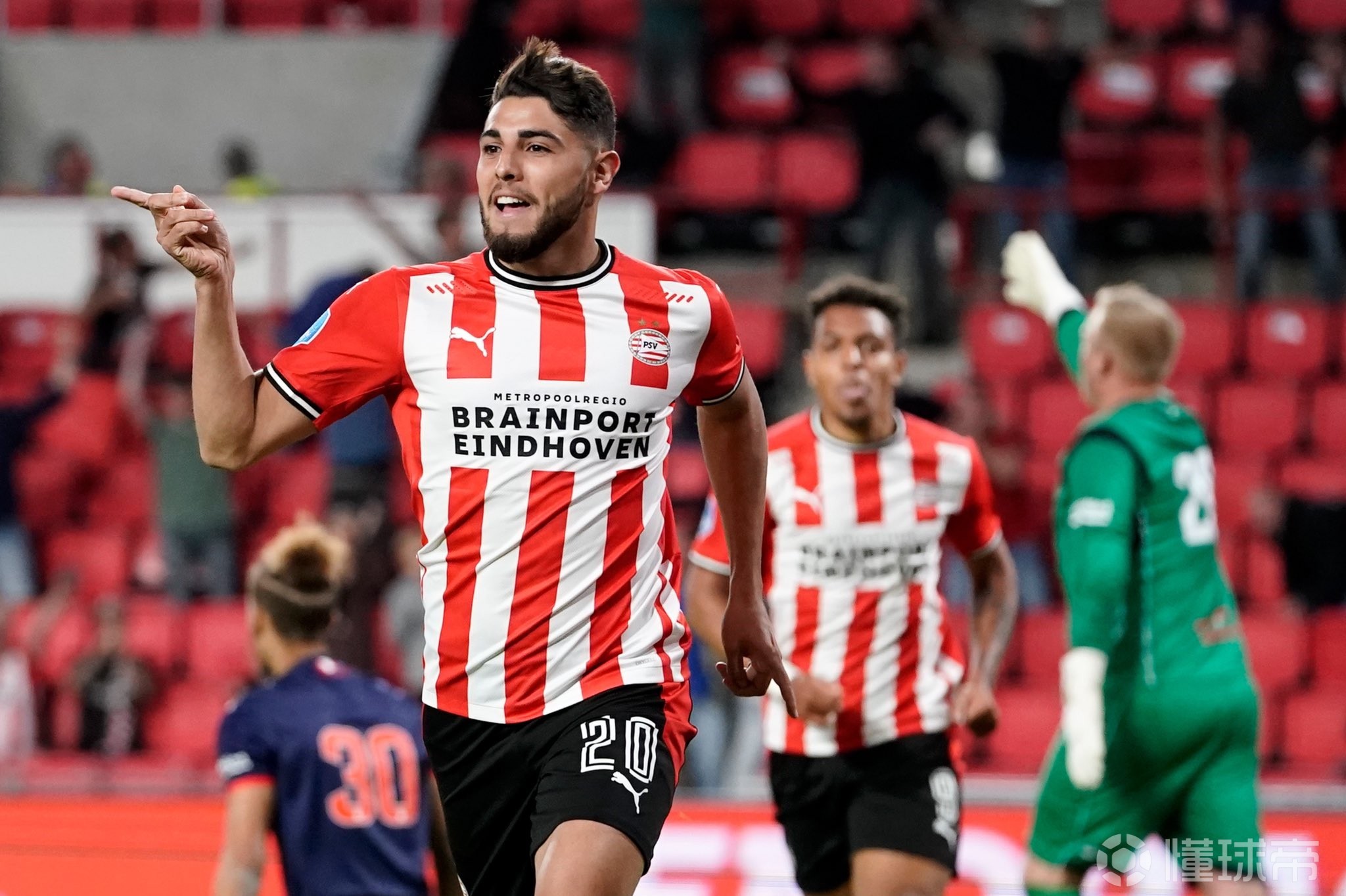 中欧体育官网广东宏远冲刺阶段绝杀压哨;志在荷甲名次提升;悬念犹存;轮换策略成焦点的简单介绍