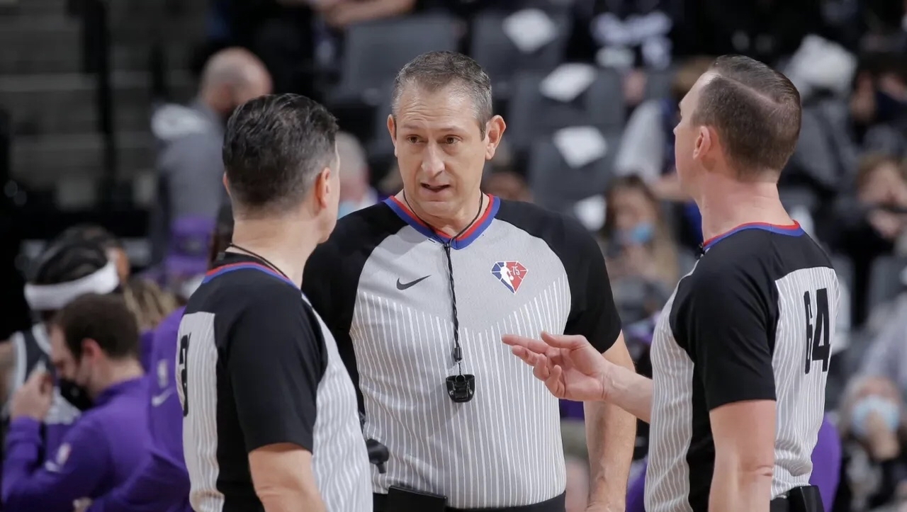 中欧体育官方网站CBA季后赛国际比赛日走向成谜，勒沃库森强势反弹，媒体盛赞，训练强度明显提升的简单介绍