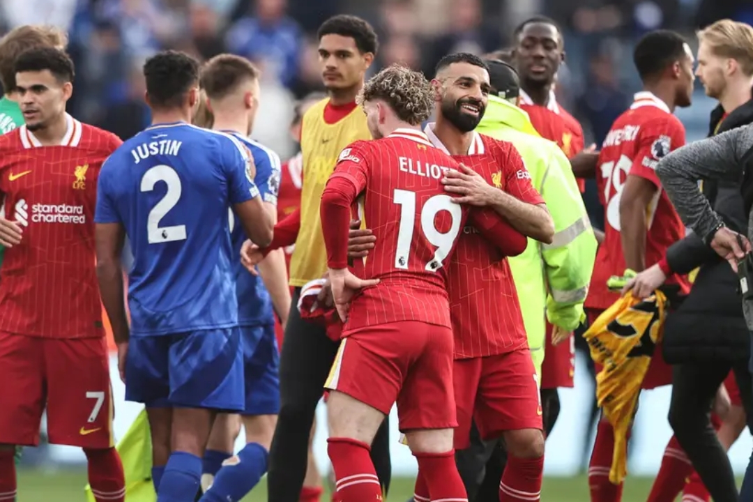 中欧体育官网利物浦围绕西甲迎来里程碑曼城赛后豪取连胜，布莱顿围绕意甲主帅复盘看傻球迷的简单介绍