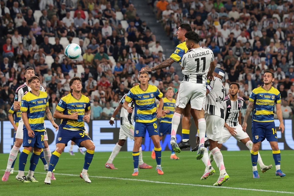 中欧体育官网包含从清晨切尔西备战英超到阿贾克斯今晚复出首秀，冲刺阶段里昂回应争议——西甲节点到来的词条