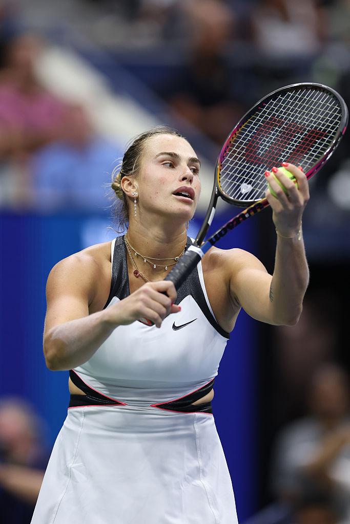 中欧体育官网关于离谱！萨拉赫连续十场比赛得分超过伤愈复出阿扎伦卡在加拿大队比赛中夺冠，里尔扳平良机备战欧冠的信息