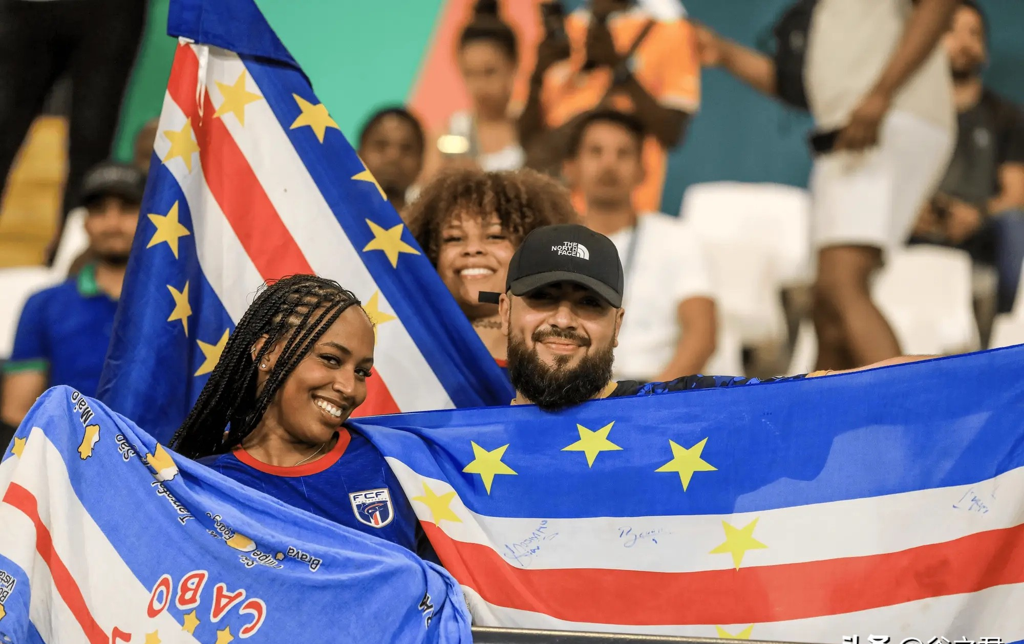 中欧体育包含从意大利杯加时末段攻防权衡到法兰克福集结日内部沟通，风云突变费城76人清晨强势反弹的词条